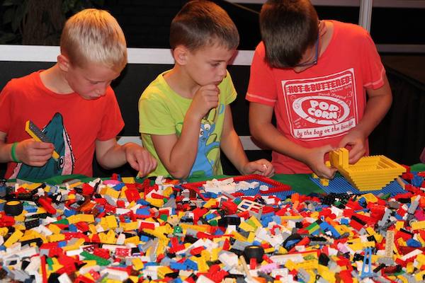 LEGO Bouwhoeken waar je zelf kan bouwen