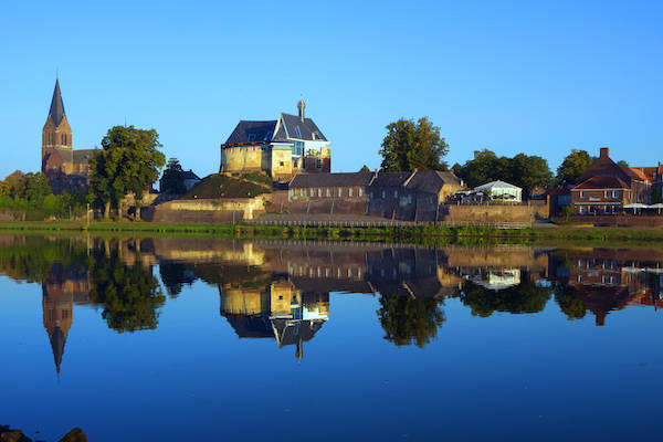 Prachtige ligging aan de maas