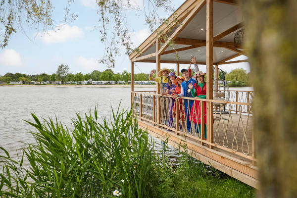 Recreatiepark TerSpegelt: Zwaaien naar de camera