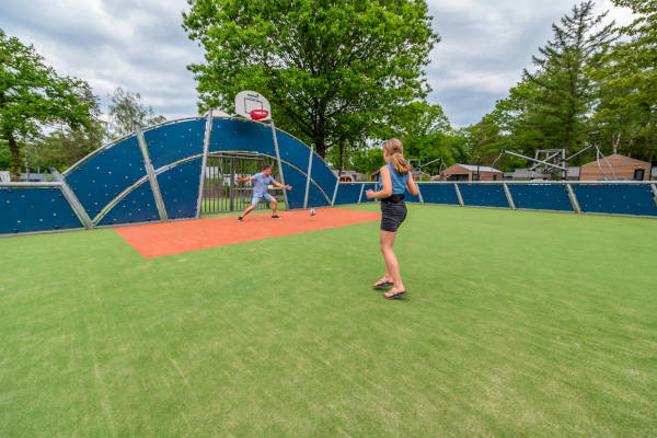 Europarcs De Hooge Veluwe: Samen voetballen op het sportveld