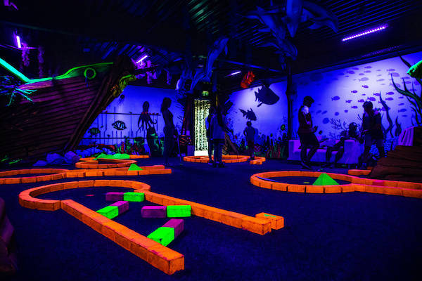 Glowgolf bij Europarcs Poort van Zeeland