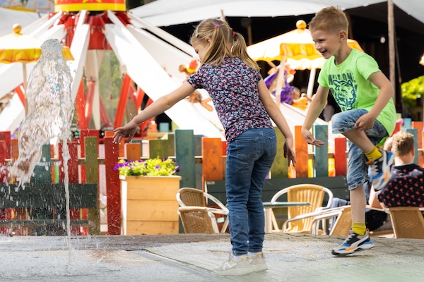 Spelen in de fontijn