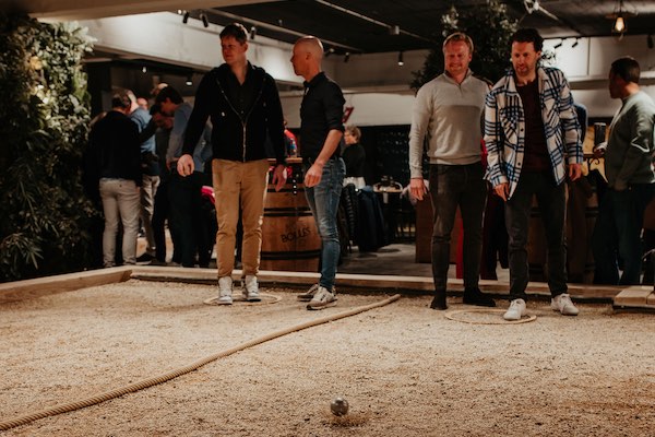 BoulesBitesBar Utrecht: Speel Jeu de Boule met vrienden